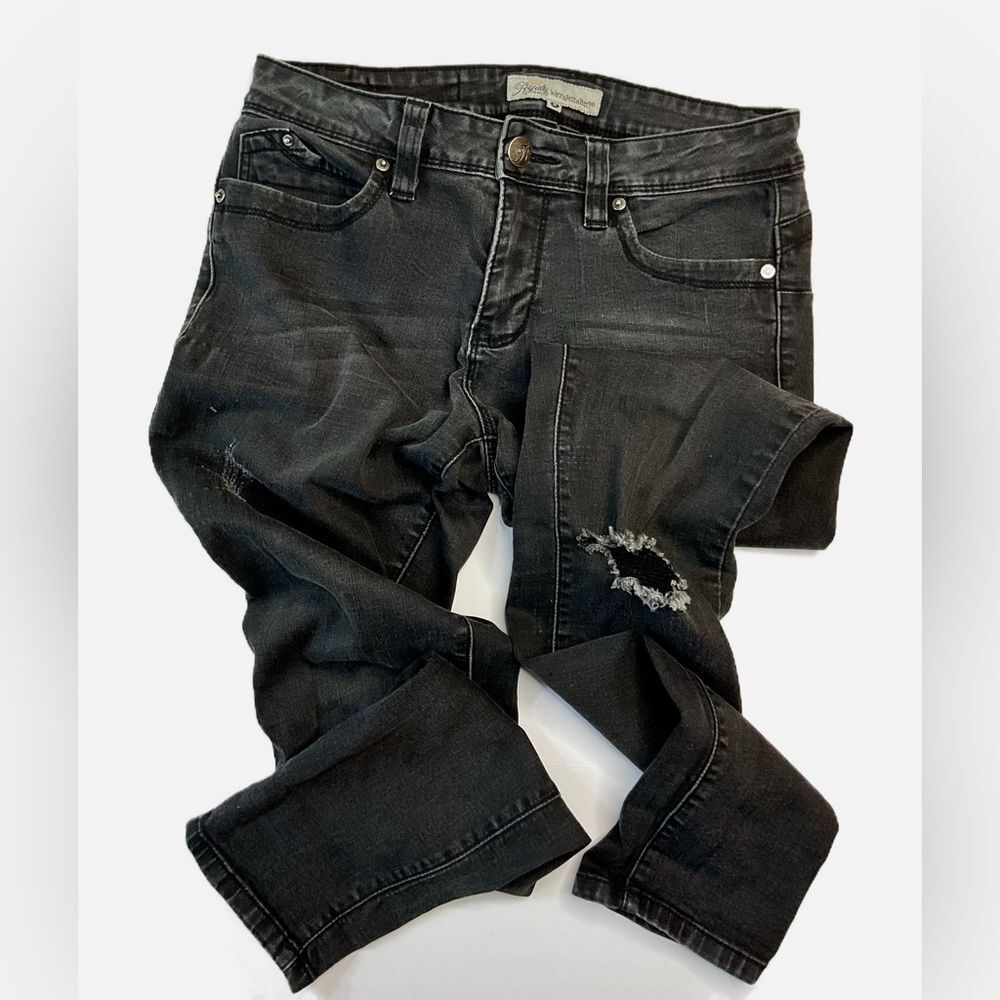 Royalty For Me Wanna Better Butt Jeans Women’s Size 8 Distressed Black Skinny - Picture 6 of 10
